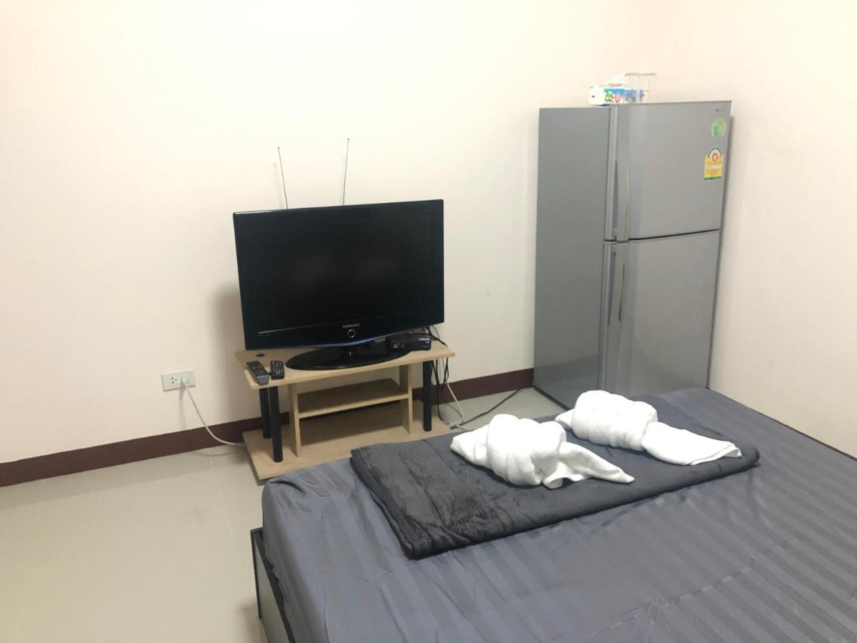 Tp Home Бангкок Экстерьер фото