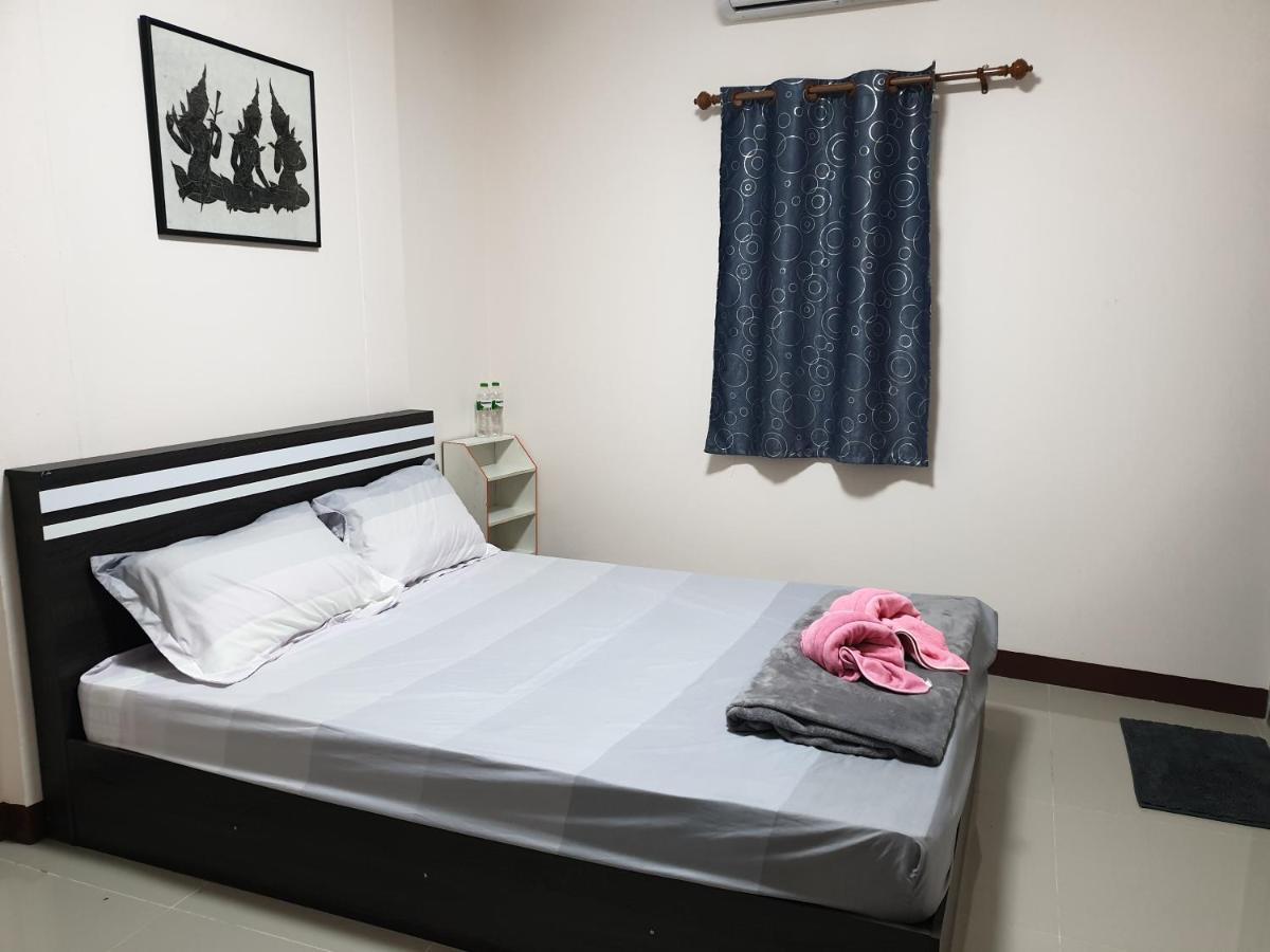 Tp Home Бангкок Экстерьер фото